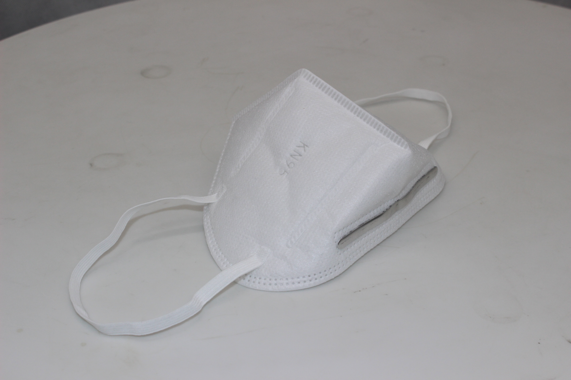 Manufacturing Companies for Lcd Touch Screen Display Refurbishing Machine -
 KN95 Mask Adult Nonwoven Dust Mask – Jiutu